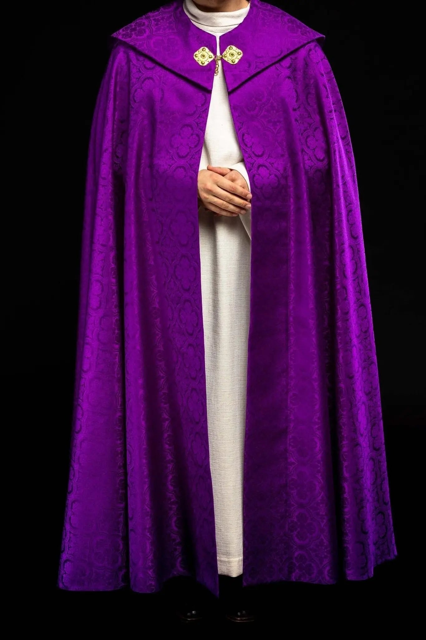 Fioletowa żakardowa kapa liturgiczna