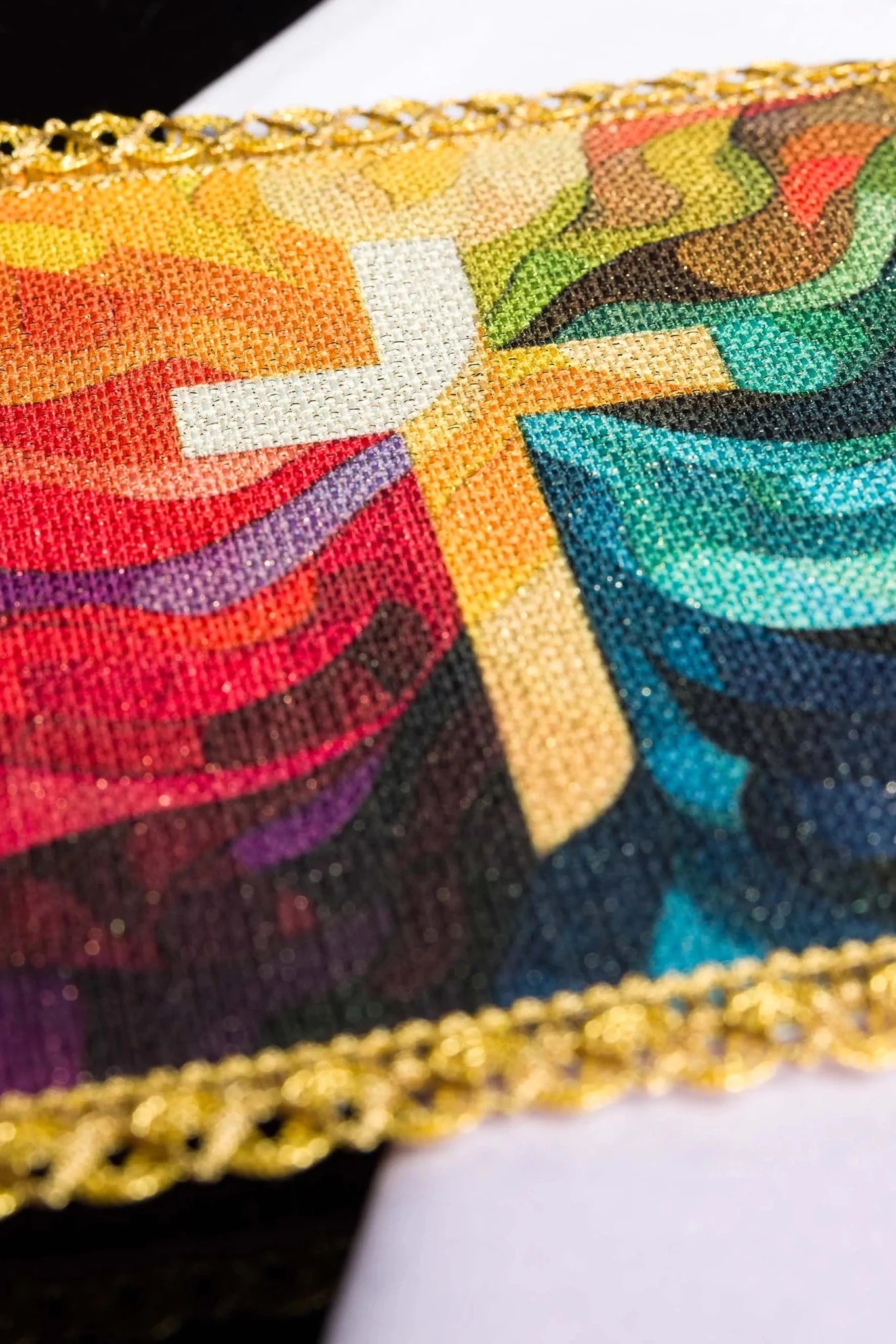 Chalice Linen Set with Multicolour Cross Pall - HAFTINA ATELIER