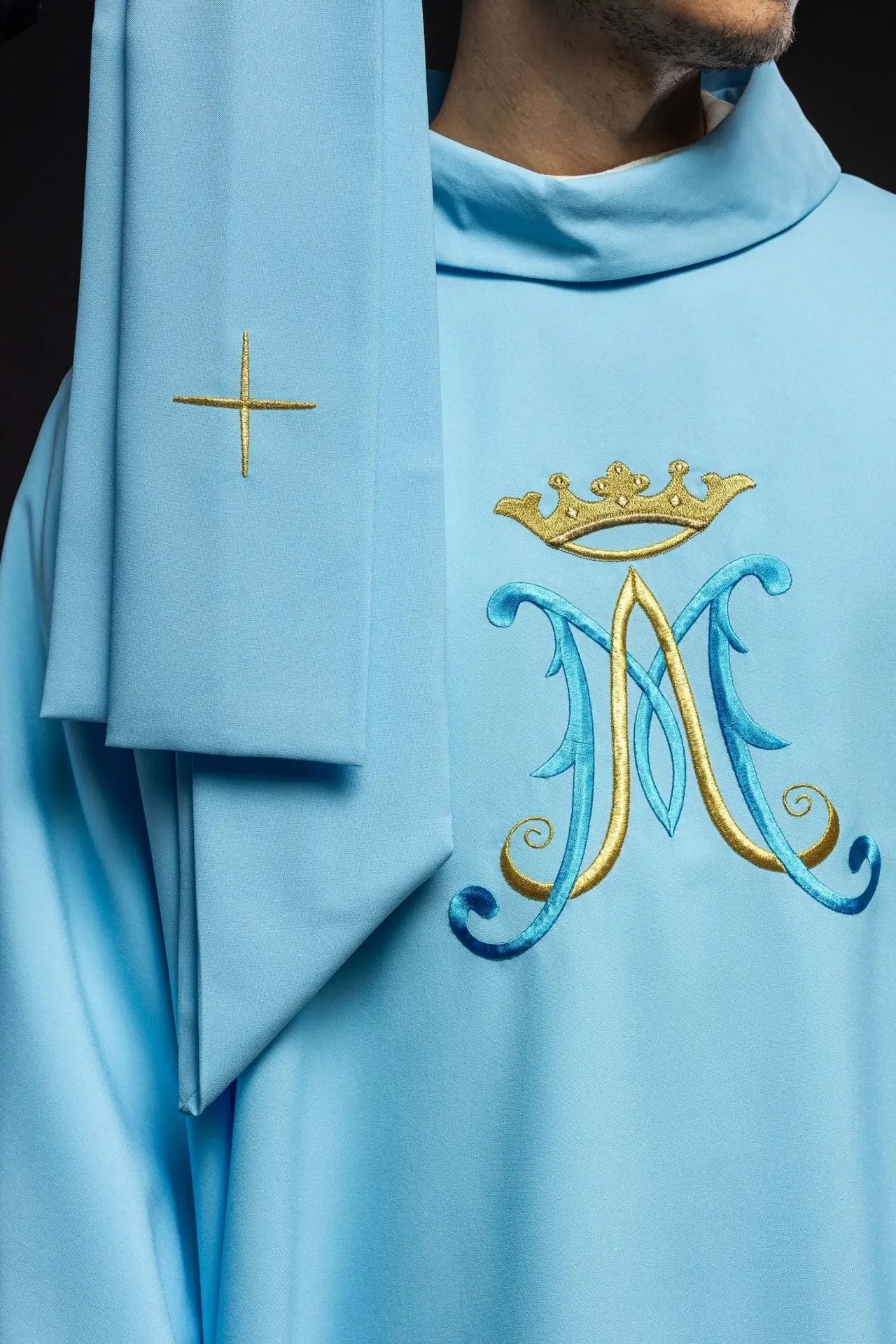 Blue chasuble embroidered with Marian motif