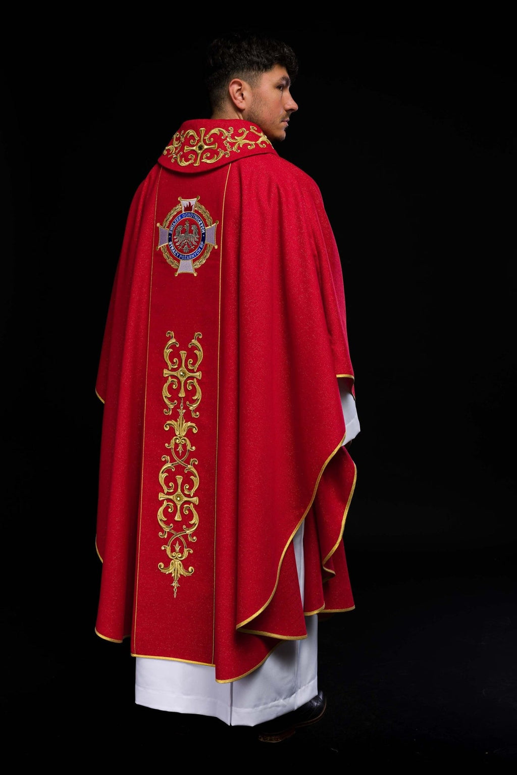 Ornat bogato haftowany z wizerunkiem Świętego Floriana