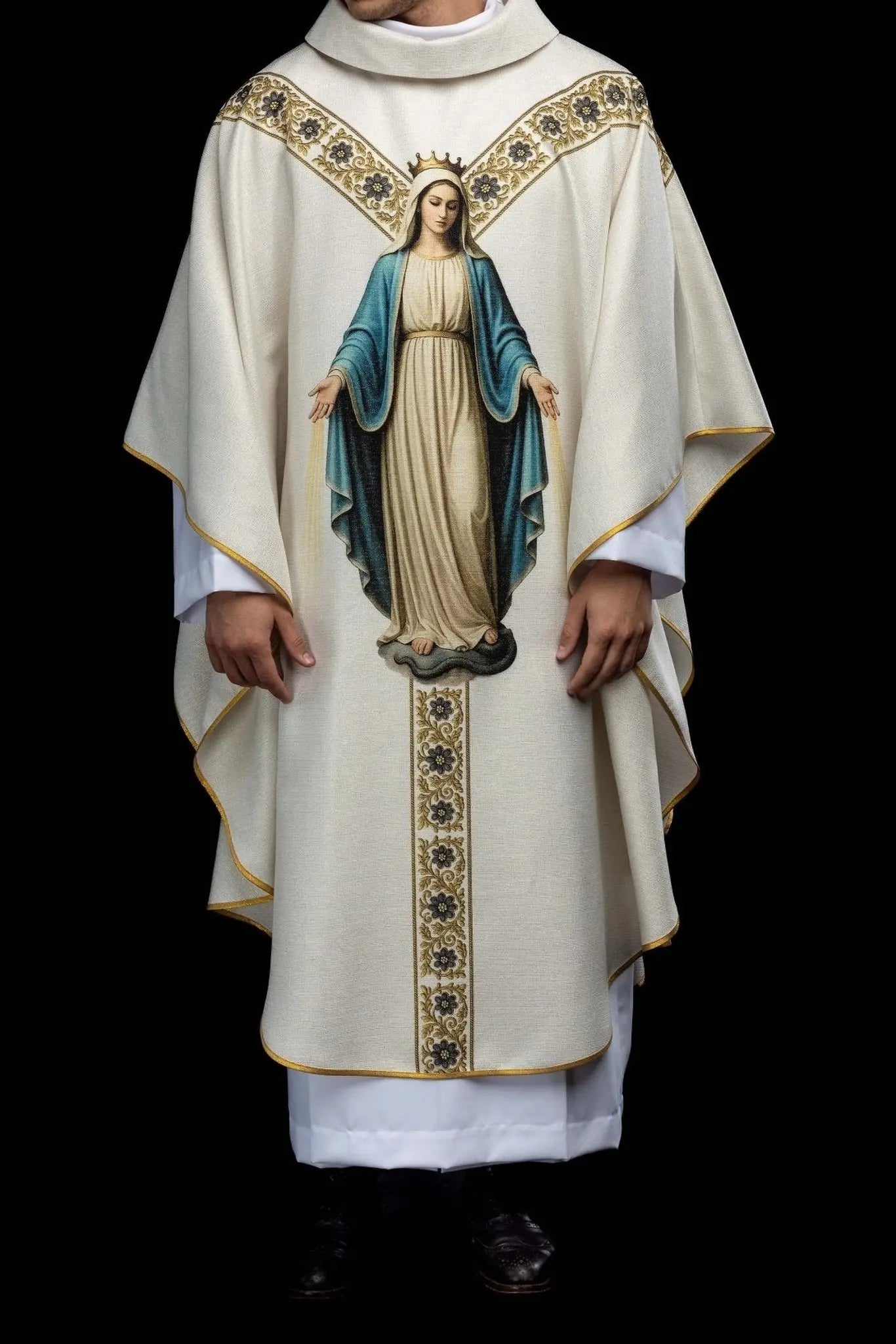 Ecru chasuble with printed image of the Immaculate Conception