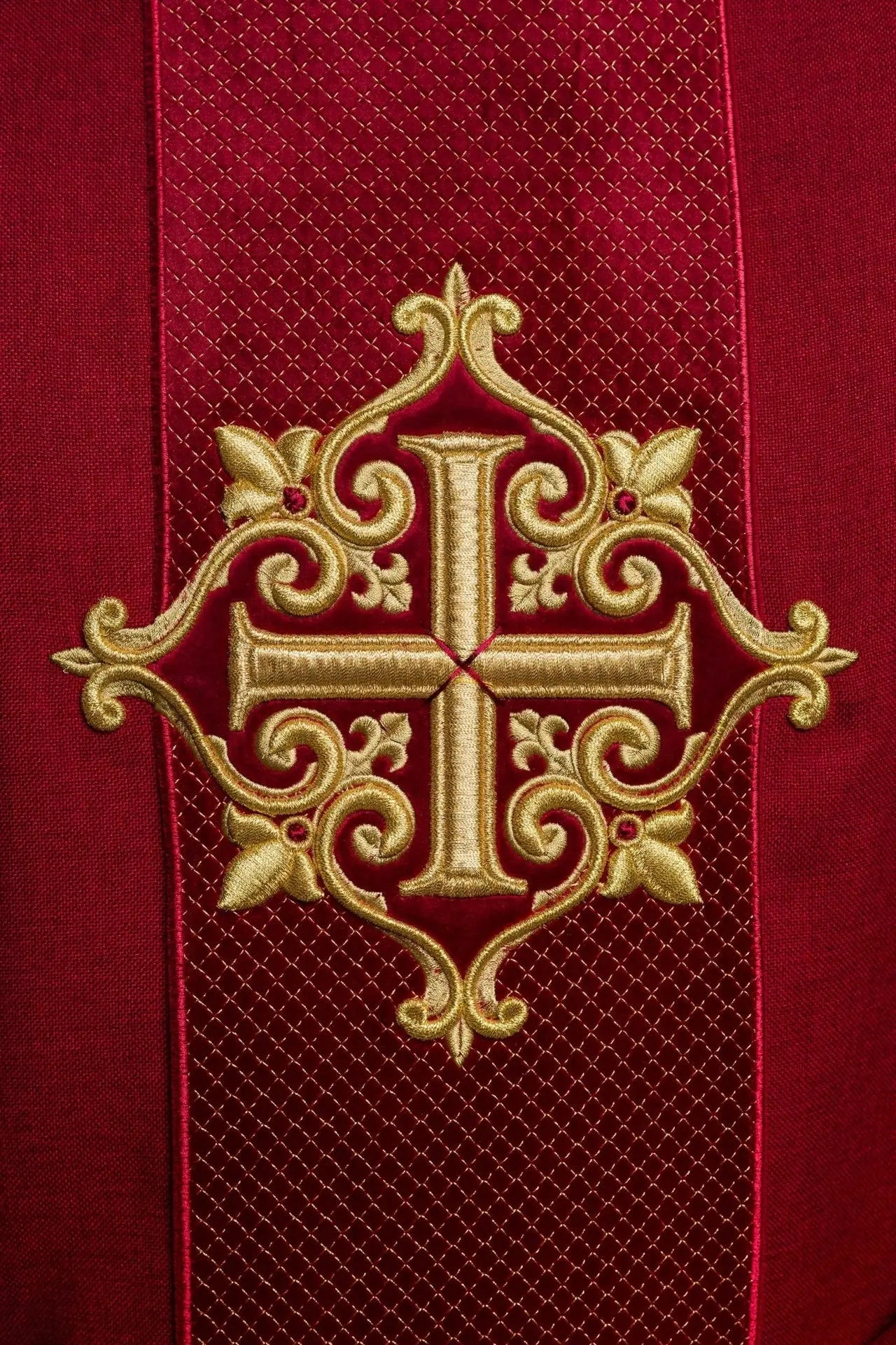 Chasuble embroidered on velvet with the symbol of the Red Cross