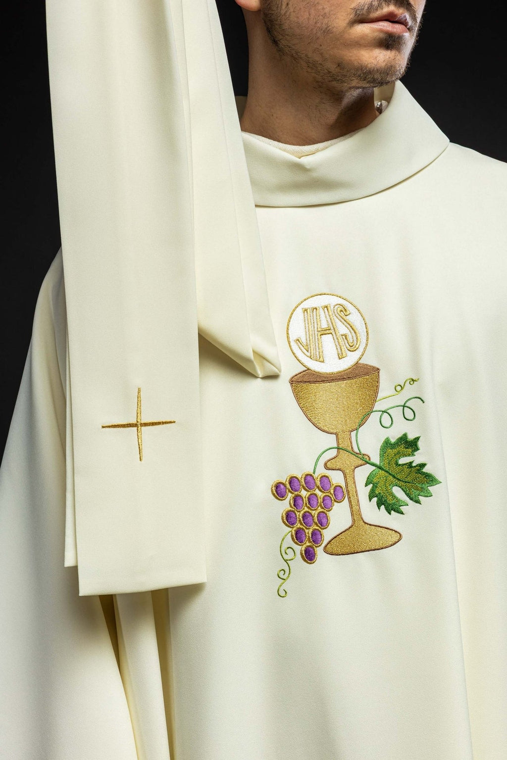 Ornat kielich Krzyż i winogrona ecru