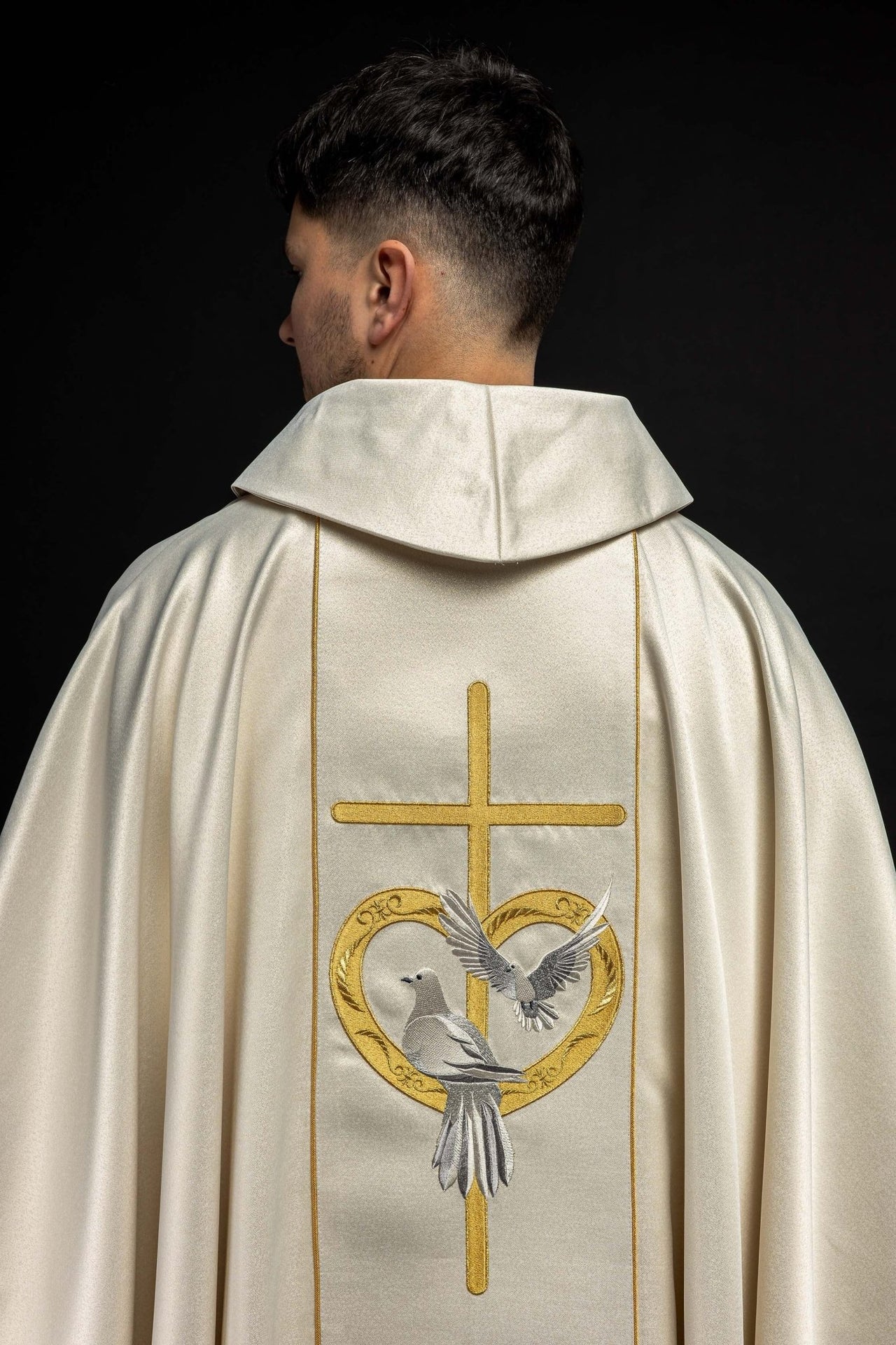 Ornat Ślubny w kolorze ecru