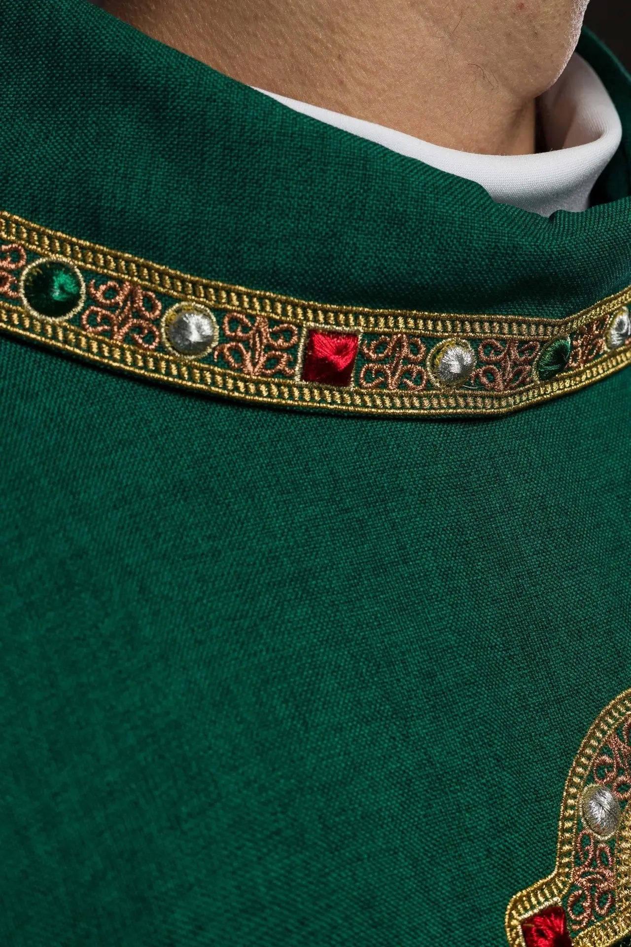 Chasuble with richly embroidered belt and piping around the IHS I collar embroidery in green