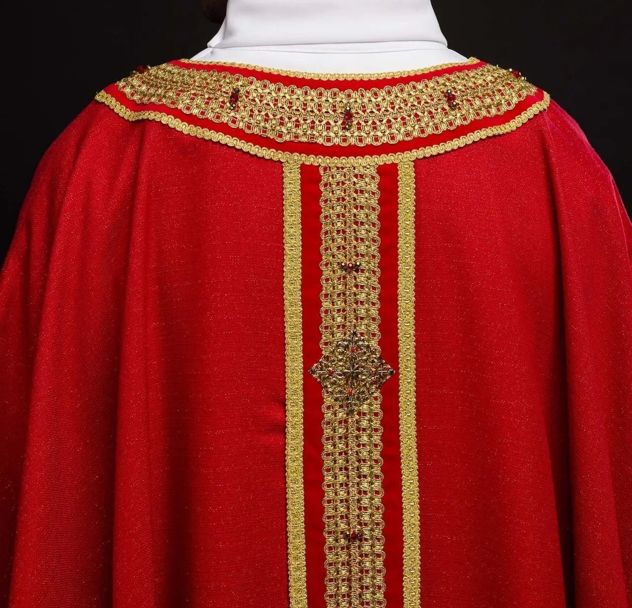 Ręcznie robiony ornat z kamieniami naturalnymi – kolekcja Handmade 7001