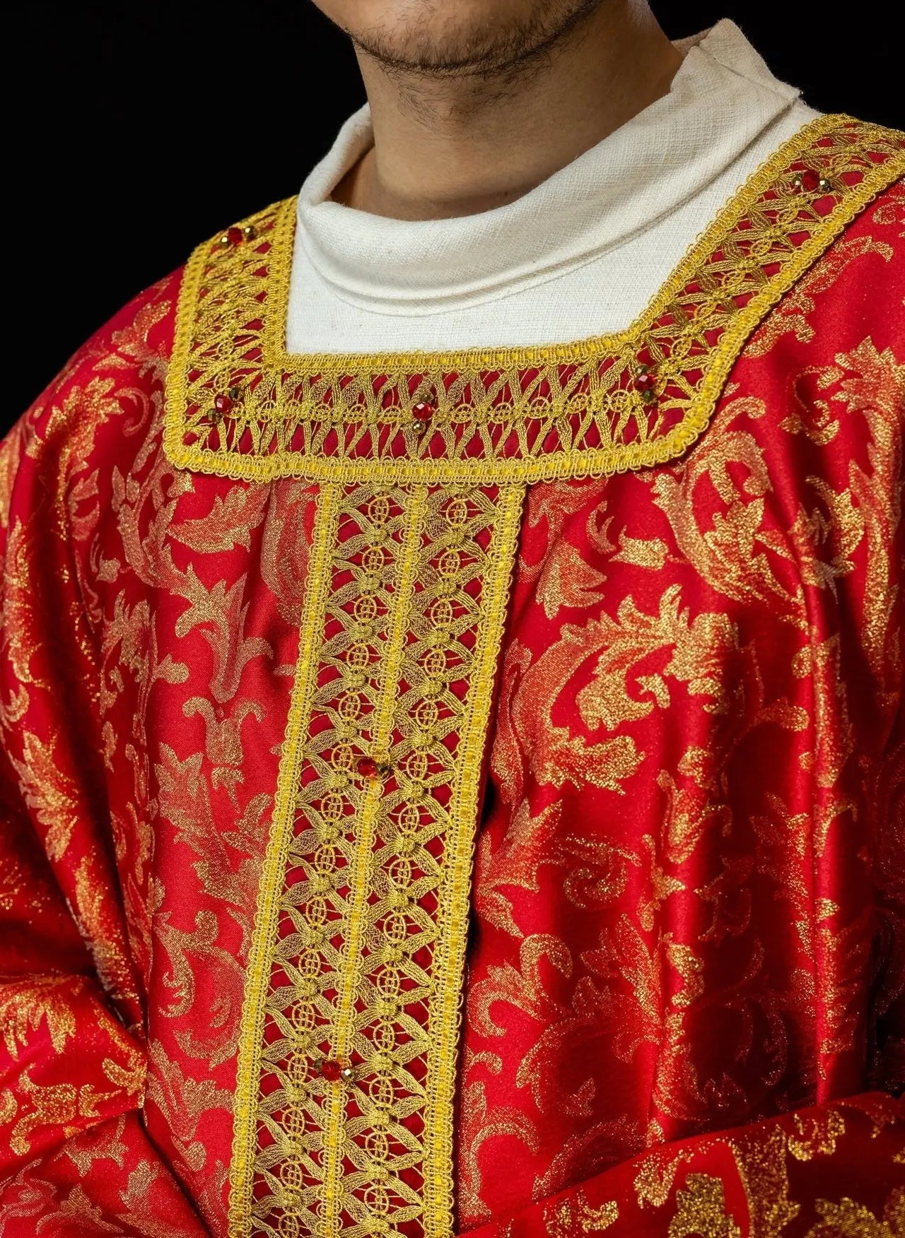 Handmade Chasuble with Natural Stones – Collection Handmade 7009