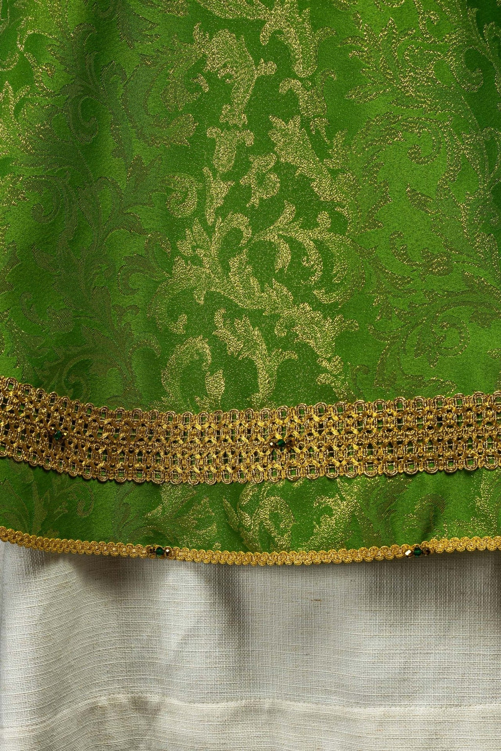 Ręcznie wykonany ornat z naturalnymi kamieniami Handmade 7010 Zielony