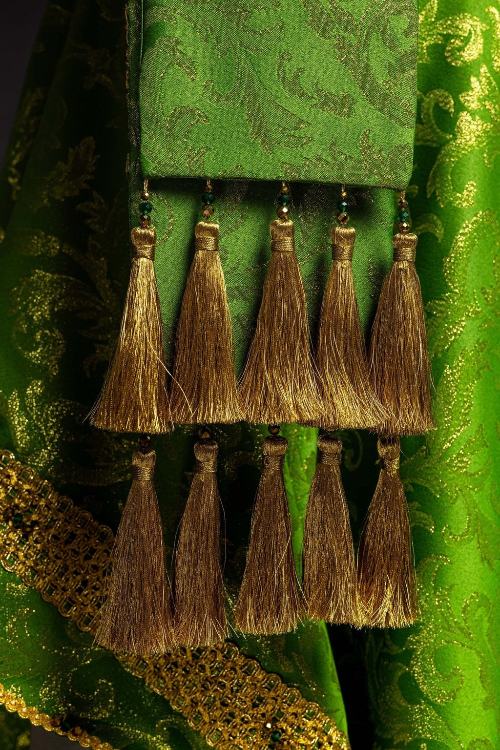 Ręcznie wykonany ornat z naturalnymi kamieniami Handmade 7010 Zielony