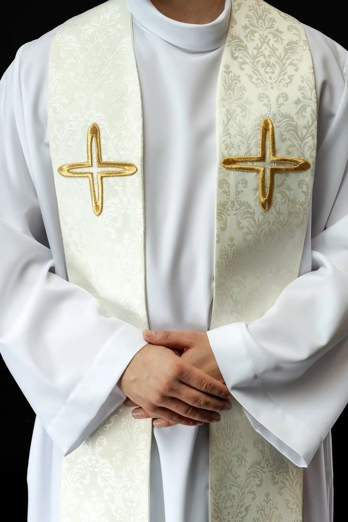 Haftowana żakardowa stuła z motywami krzyży ecru