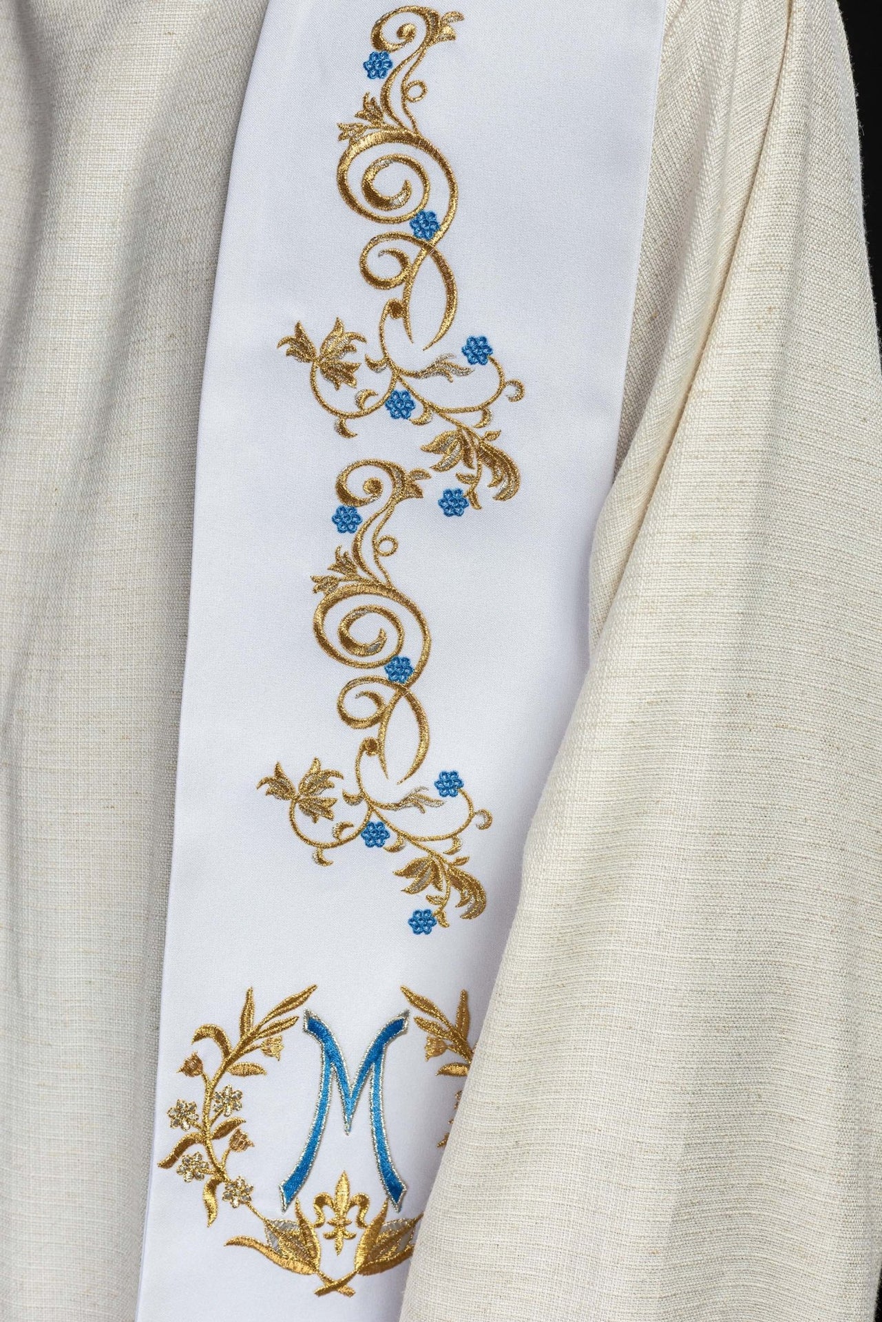 Stuła kapłańska haftowana Maryjna Biała