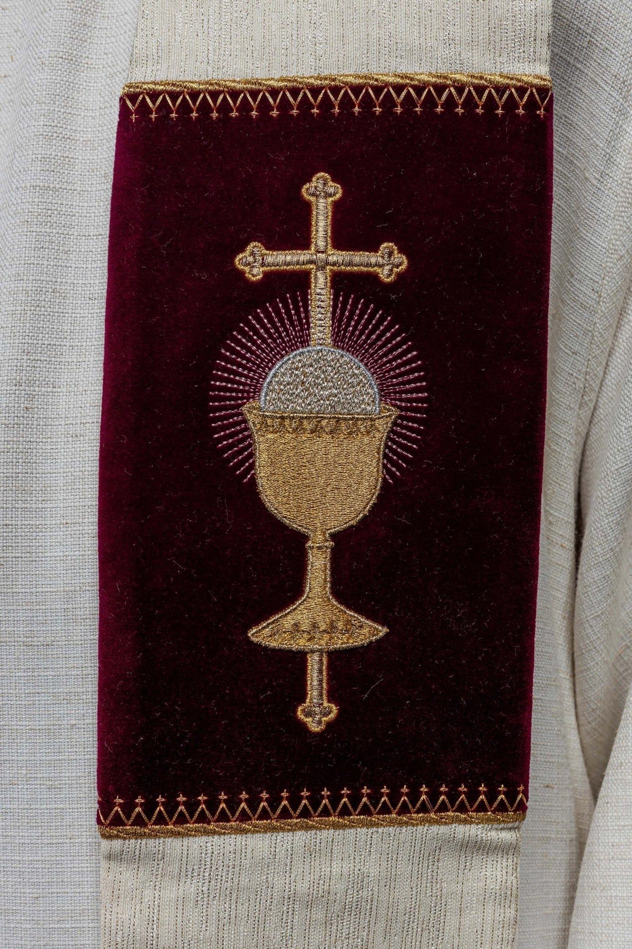 Stuła z haftowanym Kielichem Eucharystycznym i PAX