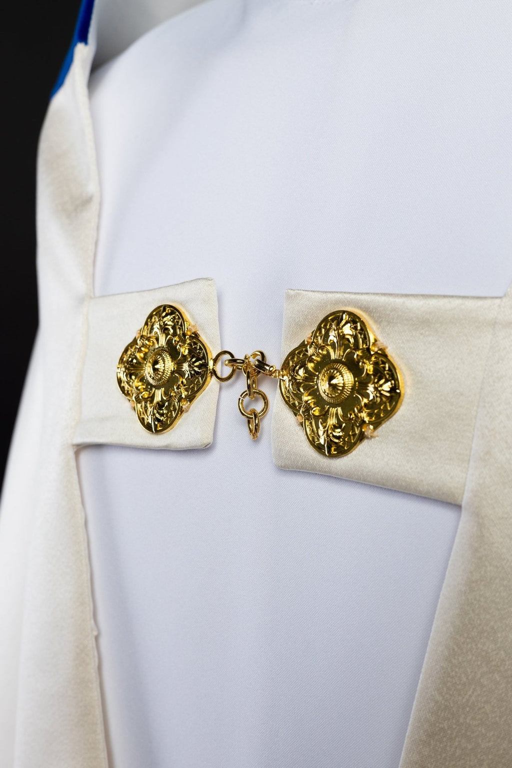 Welon haftowany z motywem Maryjnym