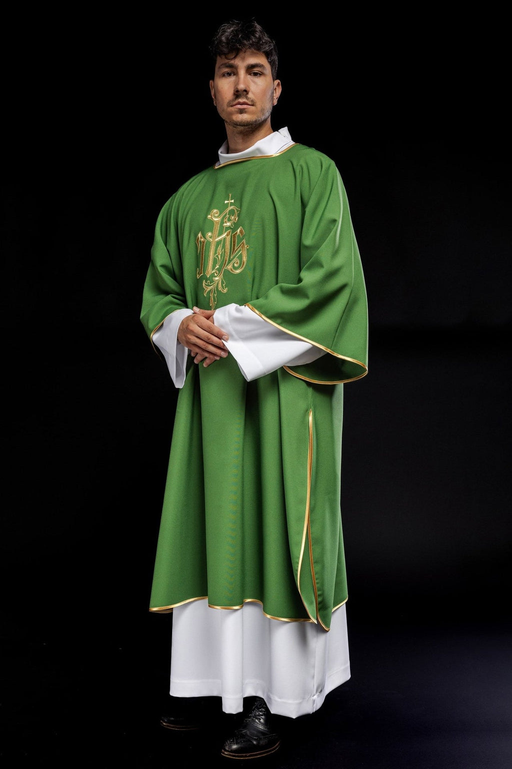 Zielona Dalmatyka haftowana IHS